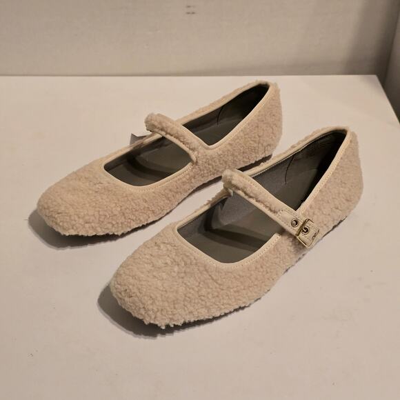 Mixit Pamer Cream Sherpa Mary Jane Size 8.5 - Picture 2 of 6